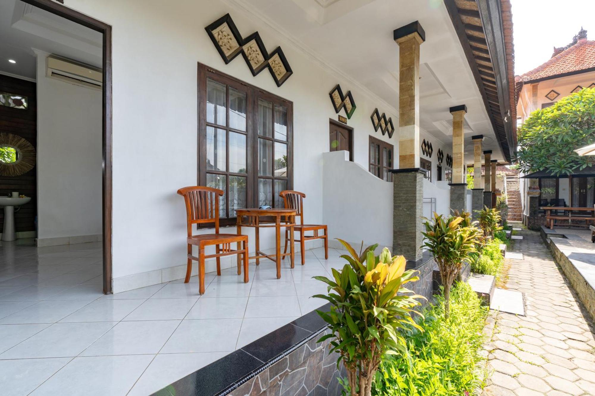 Widia Homestay Nusa Lembongan Exteriör bild