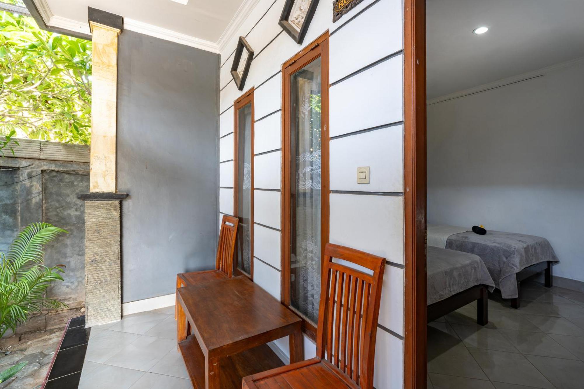 Widia Homestay Nusa Lembongan Exteriör bild